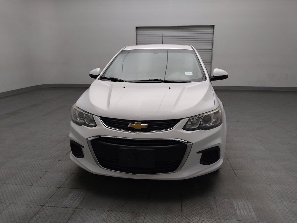 Used 2018 Chevrolet Sonic LT FWD image 15