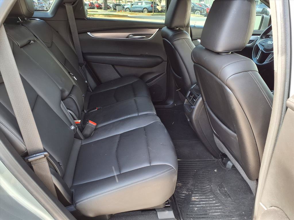 Certified 2023 Cadillac XT5 Luxury FWD image 10
