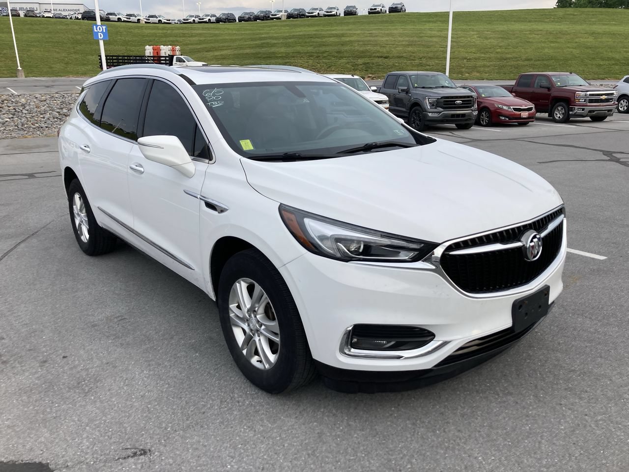 Used 2018 Buick Enclave Essence AWD/4WD video 1