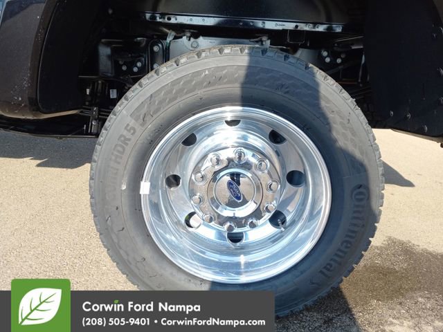 New 2026 Ford F450 Platinum w/ FX4 Off-Road Package image 34