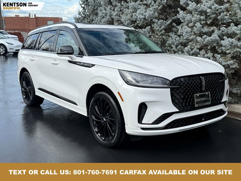 Used 2025 Lincoln Aviator Reserve w/ Equipment Group 201A image 12