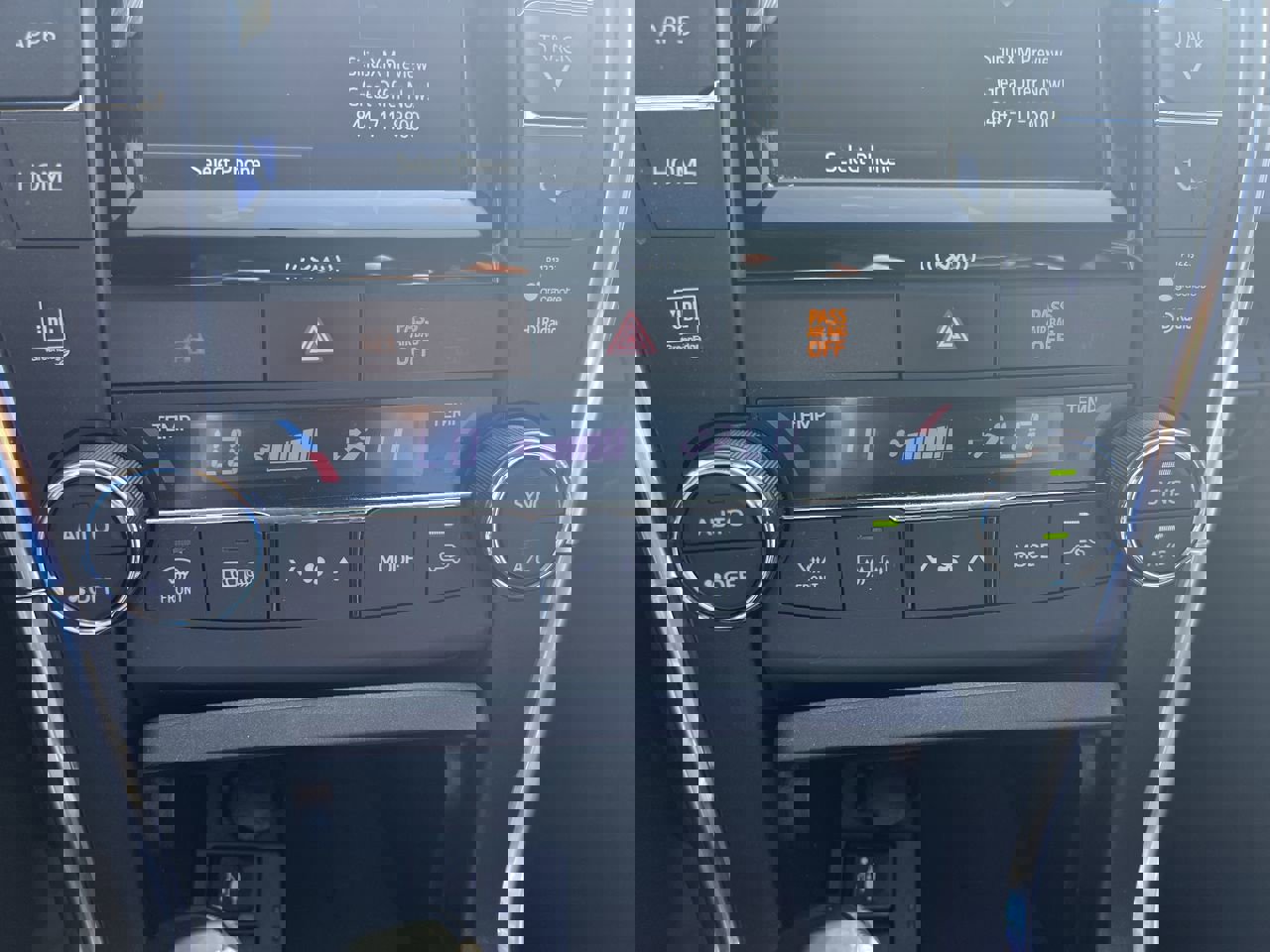 Used 2017 Toyota Camry XLE image 29