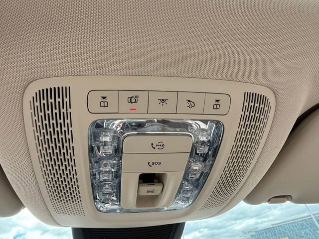 Used 2022 Mercedes-Benz GLS 450 4MATIC image 24