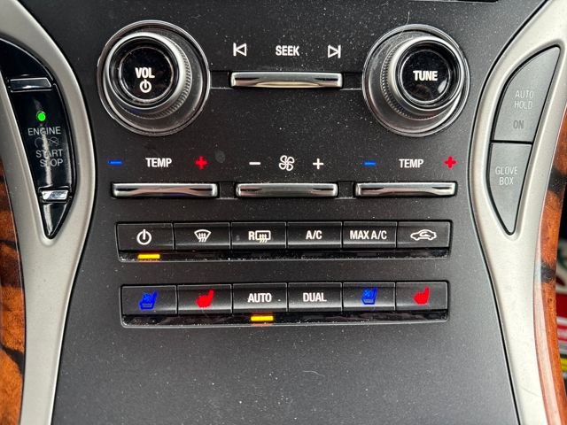 Used 2019 Lincoln Nautilus Reserve image 32