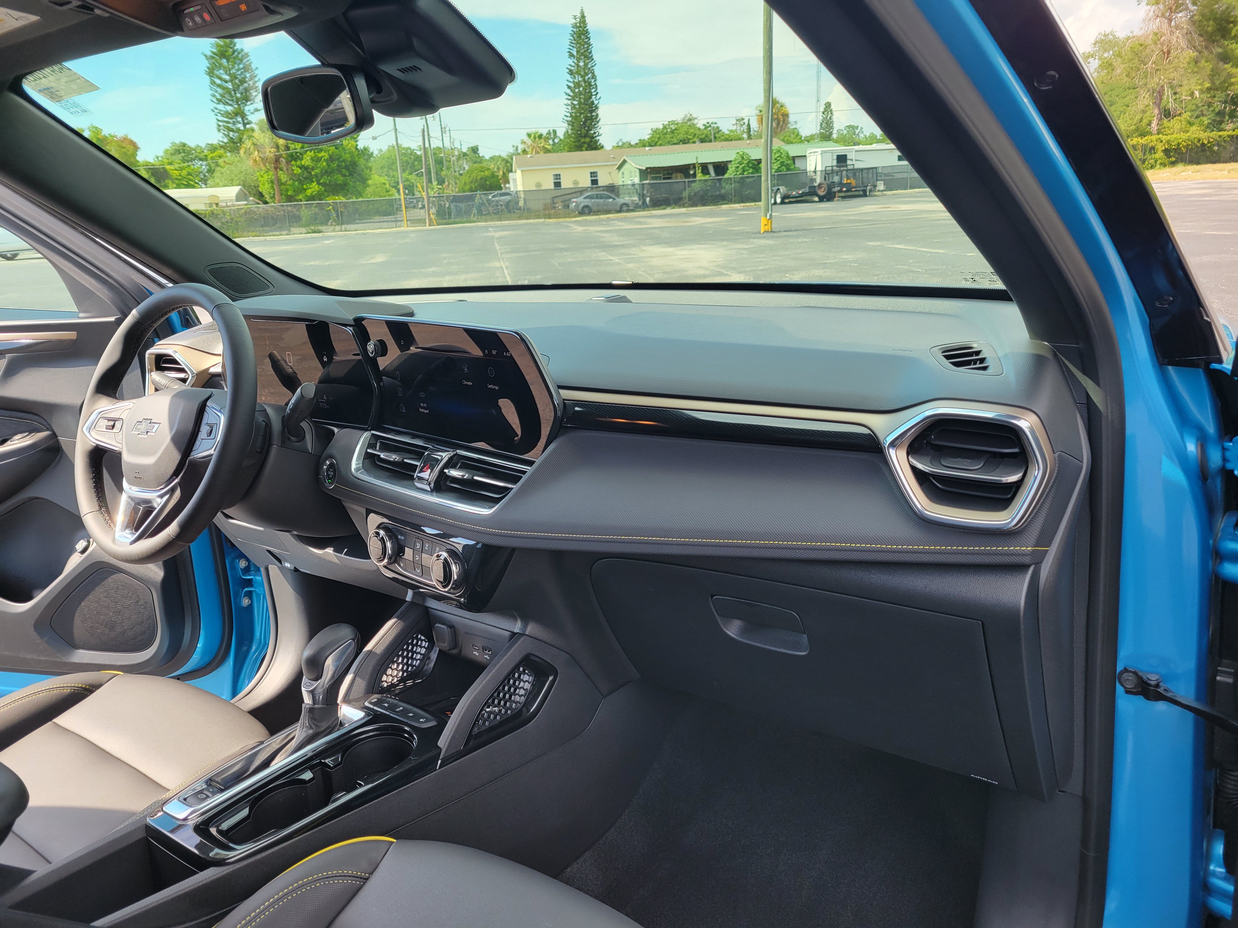 Used 2025 Chevrolet TrailBlazer ACTIV w/ Convenience Package FWD image 27