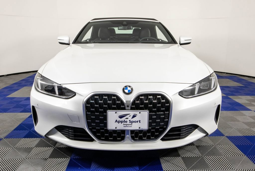 Used 2025 BMW 430i Convertible image 3