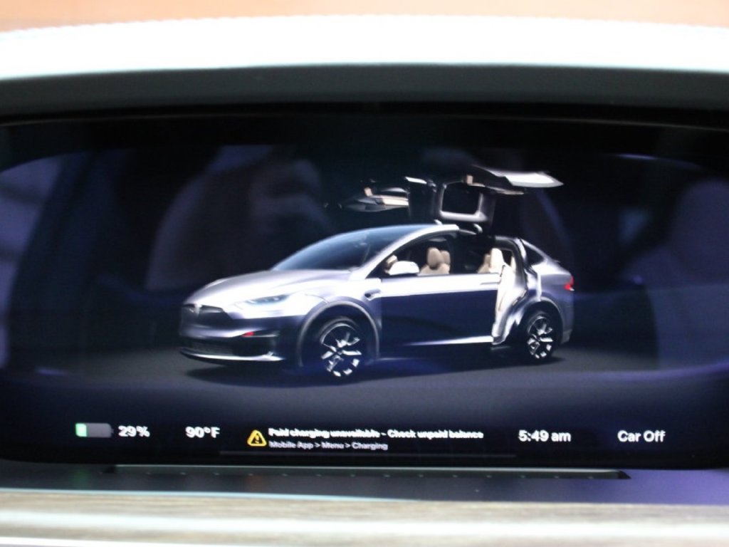 Used 2022 Tesla Model X AWD/4WD image 27