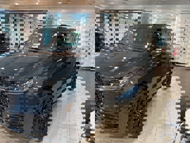 New 2025 Lincoln Navigator Reserve w/ Jet Appearance Package