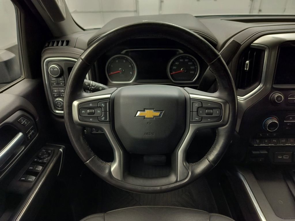 Used 2021 Chevrolet Silverado 3500 LTZ w/ LTZ Premium Package image 14