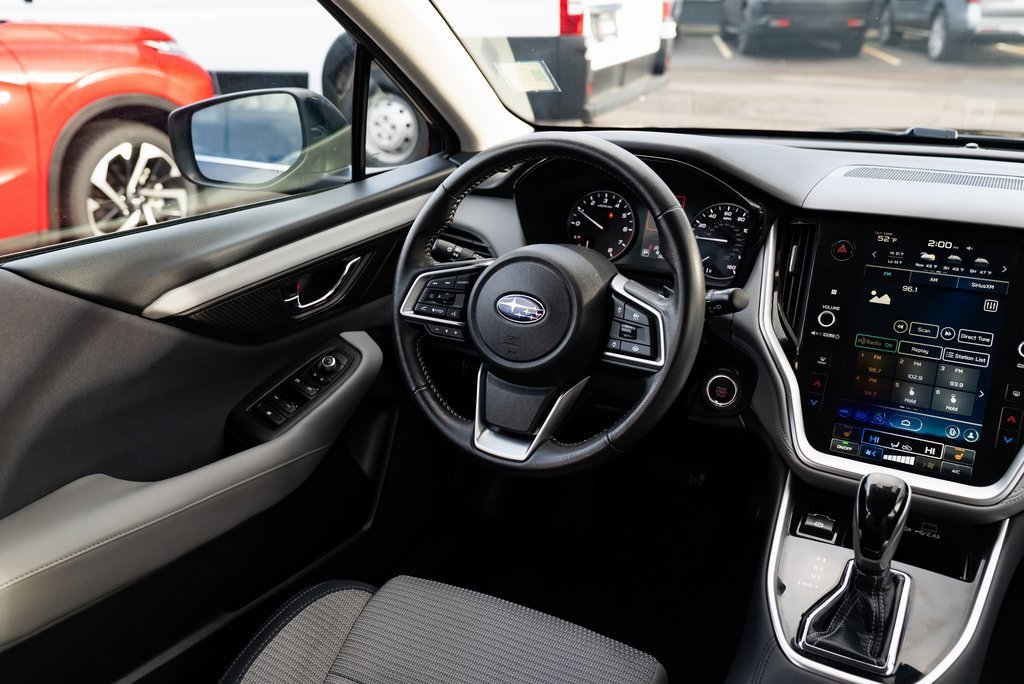 Used 2024 Subaru Outback Premium image 9