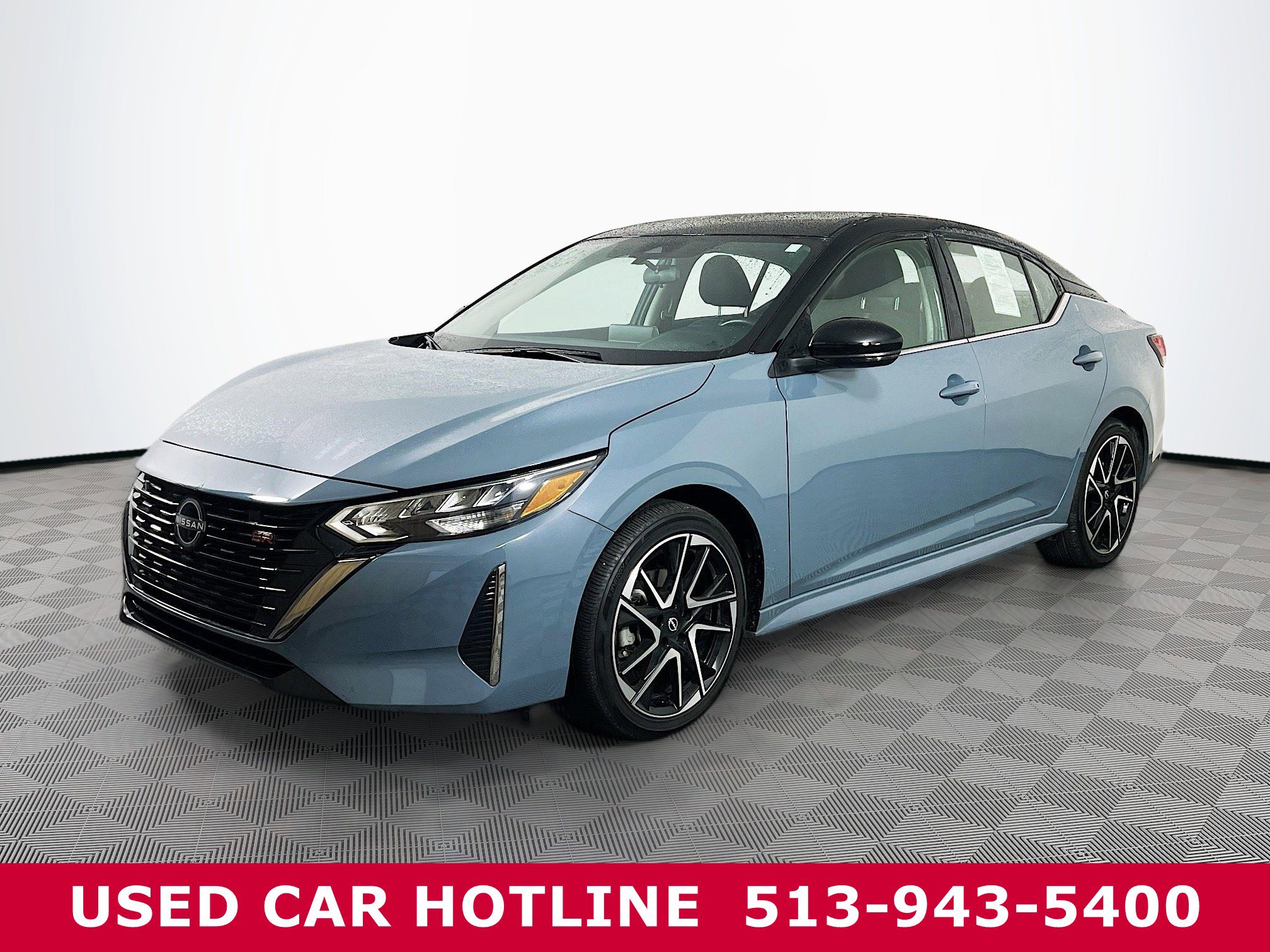 Used 2024 Nissan Sentra SR image 2