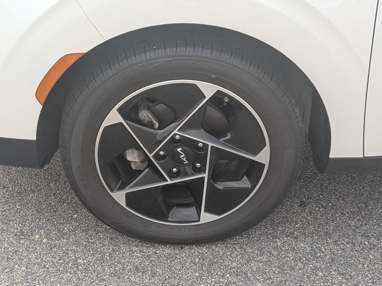 Used 2025 Kia Soul EX FWD image 10