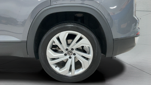 Certified 2021 Volkswagen Atlas Cross Sport SEL AWD/4WD image 25