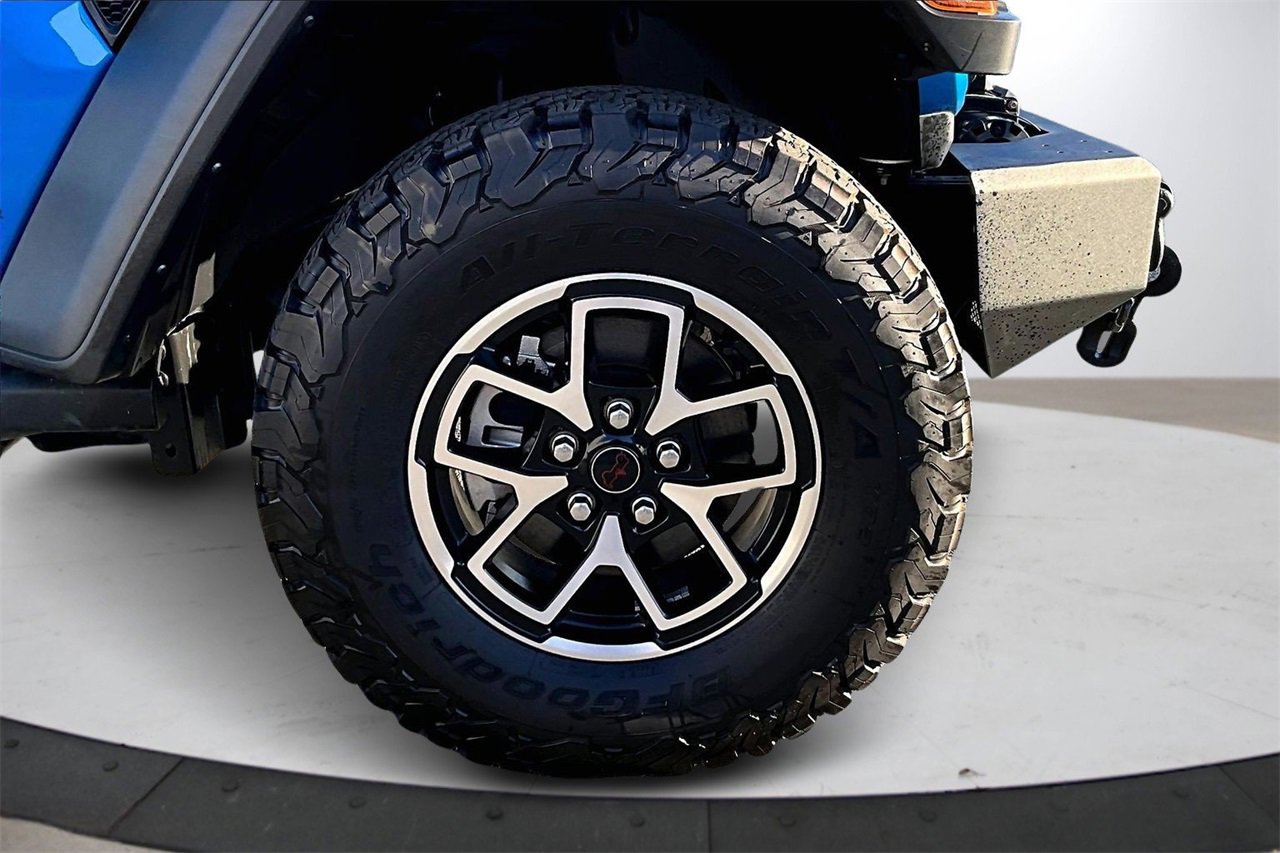 Certified 2024 Jeep Wrangler Unlimited Rubicon w/ Technology Group image 33