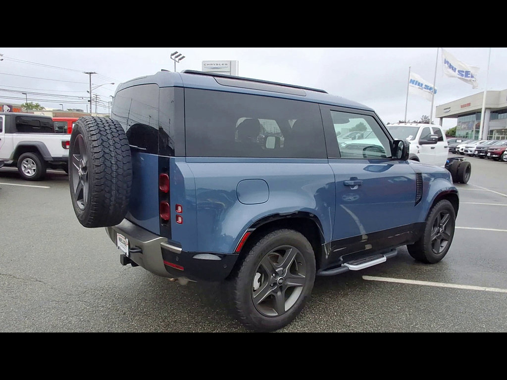 Used 2024 Land Rover Defender 90 X-Dynamic SE AWD/4WD image 8
