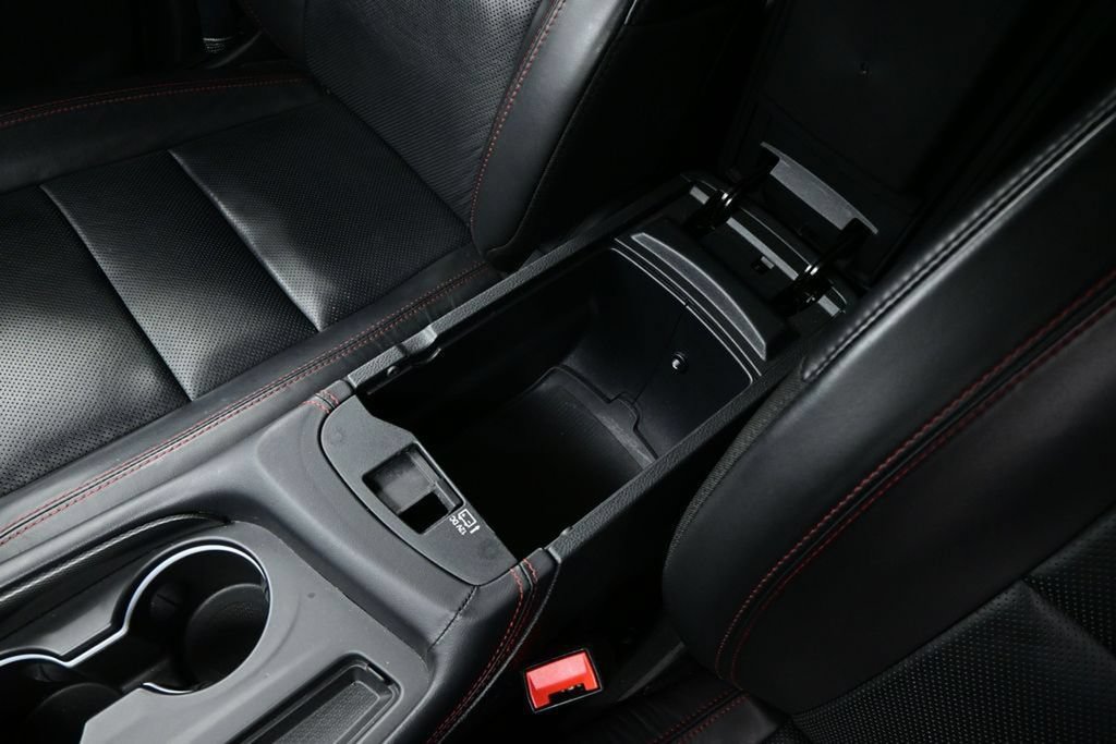 Used 2025 Dodge Durango GT AWD/4WD image 28