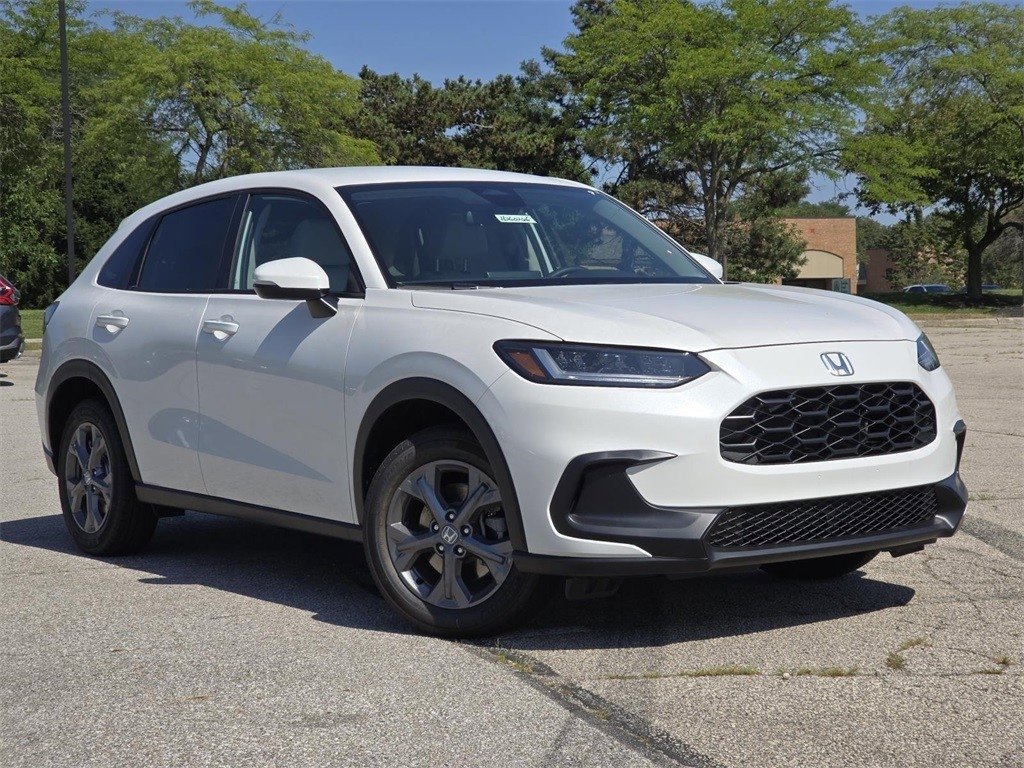 New 2026 Honda HR-V LX image 2