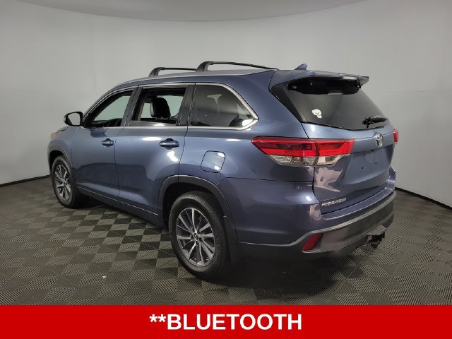 Used 2017 Toyota Highlander XLE AWD/4WD image 7