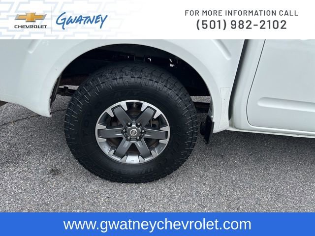 Used 2014 Nissan Frontier Desert Runner RWD image 11