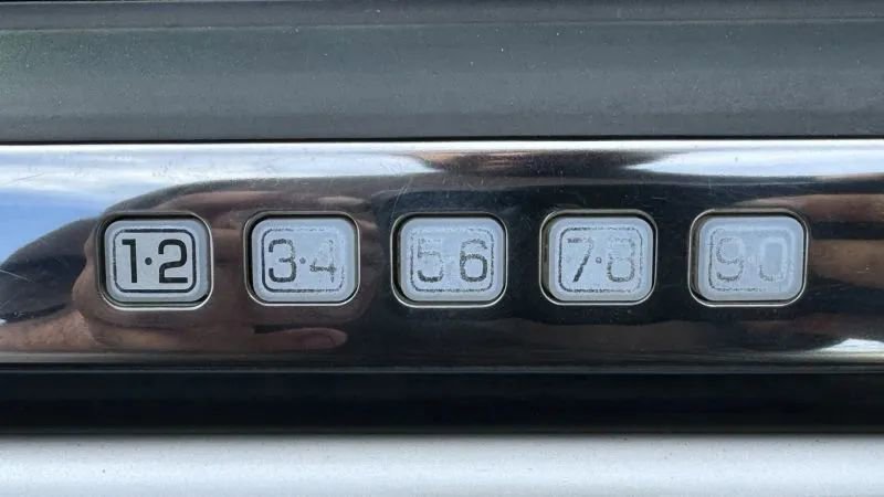 Used 2017 Ford Expedition Limited w/ Equipment Group 301A RWD image 11