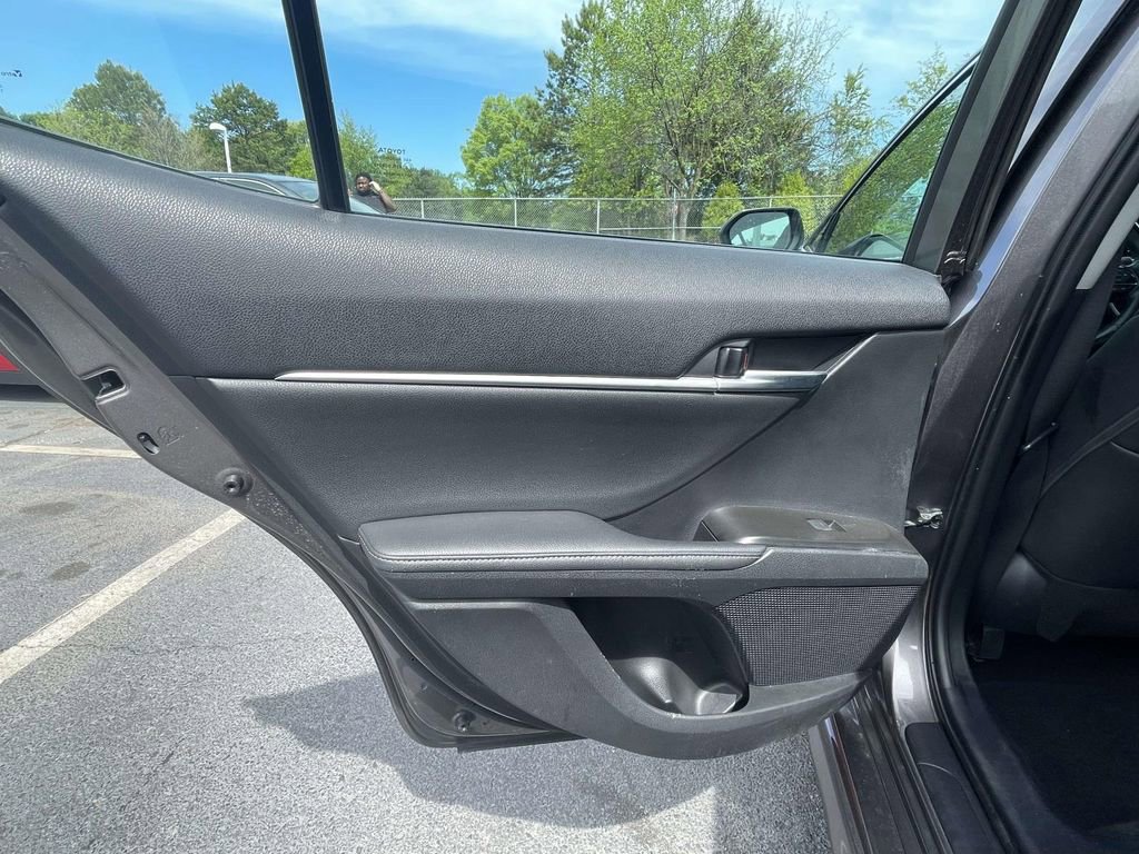 Used 2023 Toyota Camry XSE image 16