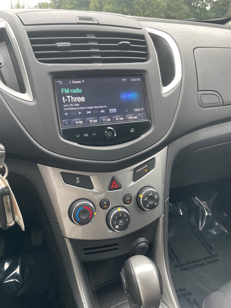 Used 2016 Chevrolet Trax LT AWD/4WD image 13