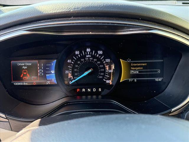 Used 2019 Ford Fusion SE FWD image 12