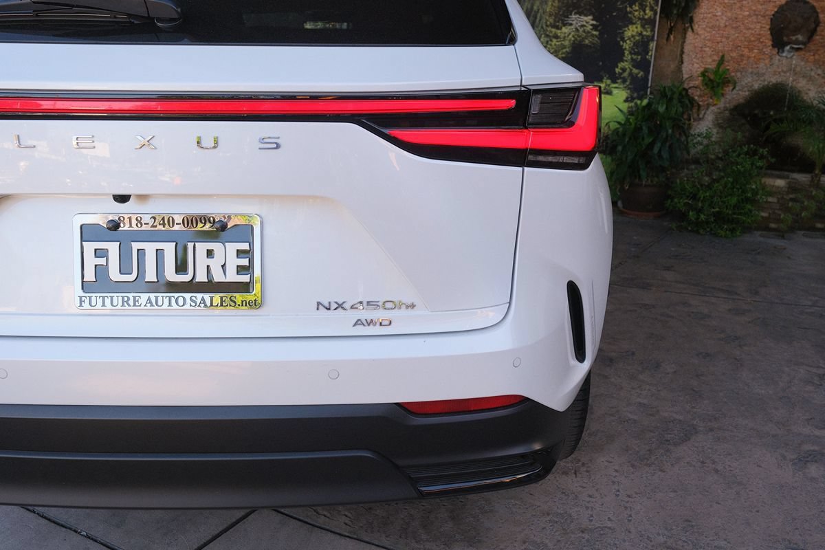 Used 2022 Lexus NX 450h+ AWD w/ Vision Package image 36