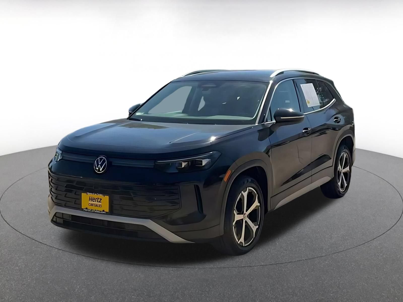 Used 2026 Volkswagen Tiguan SE AWD/4WD image 6