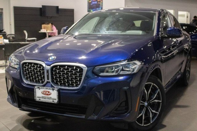 Used 2022 BMW X4 xDrive30i w/ M Sport Package