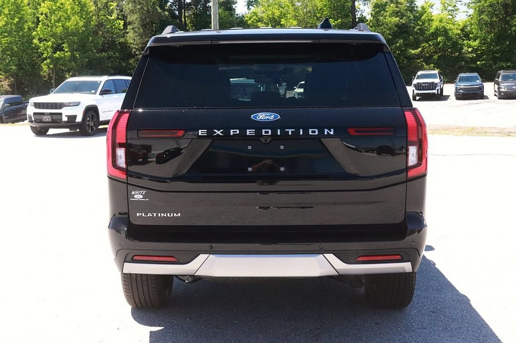 New 2026 Ford Expedition Platinum w/ Platinum Ultimate Package AWD/4WD image 6