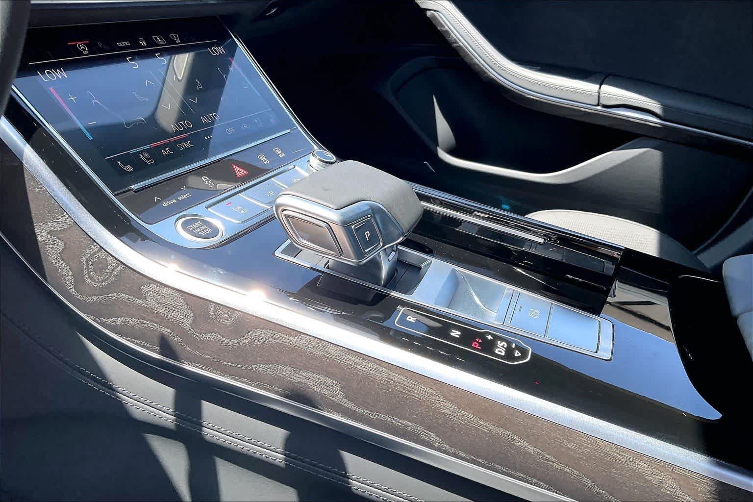 New 2026 Audi A8 L 3.0T AWD/4WD image 7