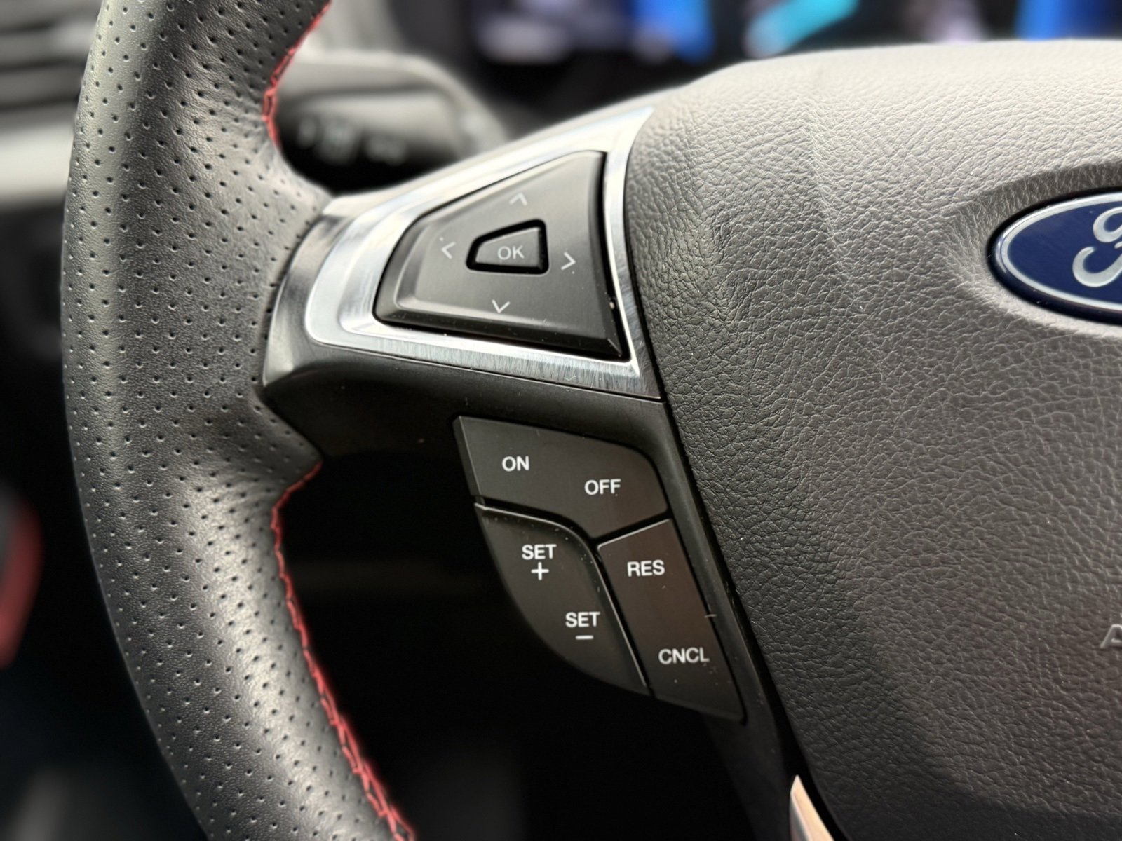 Used 2024 Ford Edge ST-Line image 20