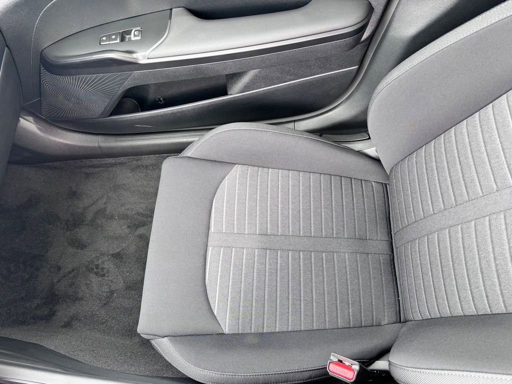 New 2026 Kia K5 LXS image 22