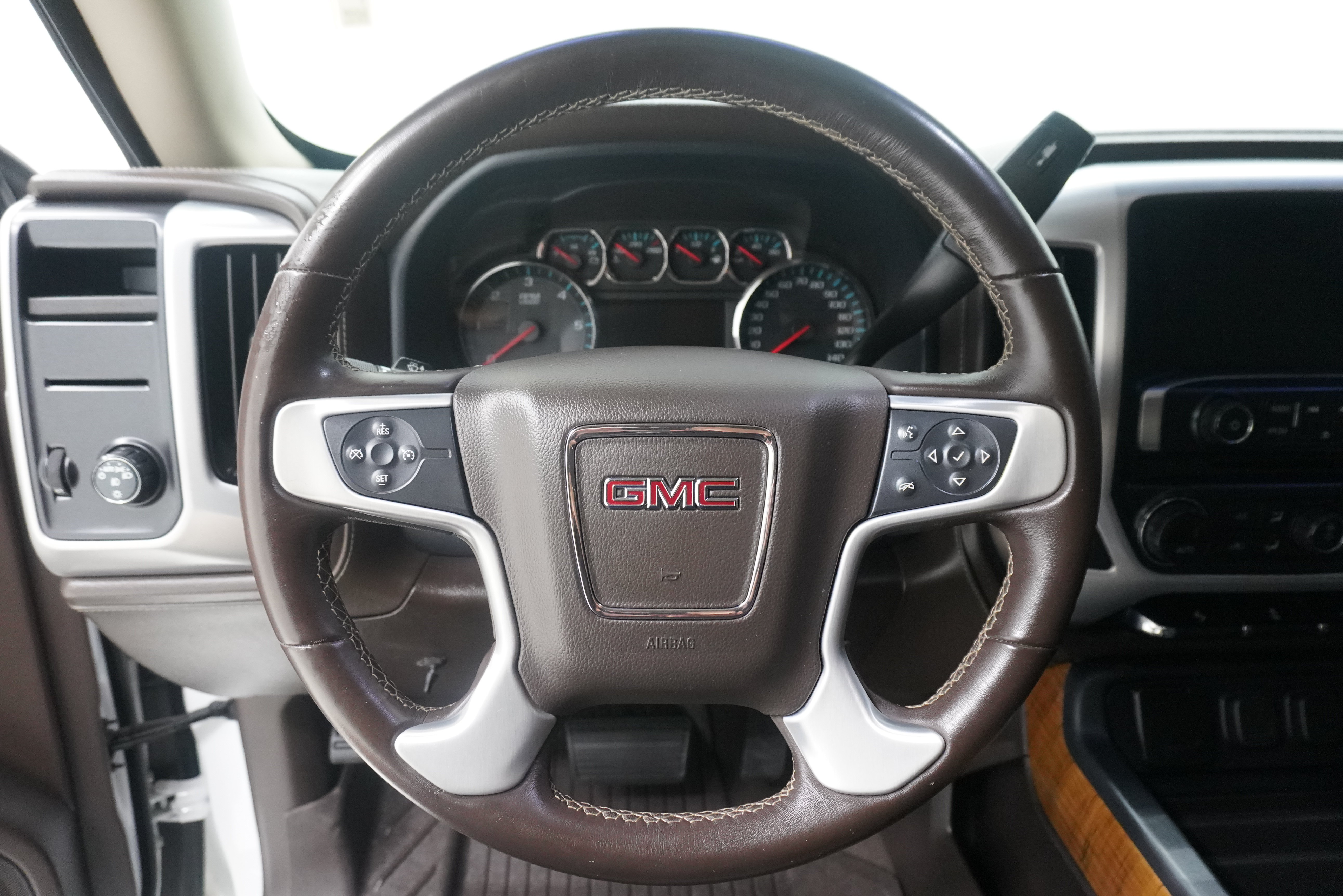 Used 2018 GMC Sierra 1500 SLT w/ Texas SLT Premium Package RWD image 19