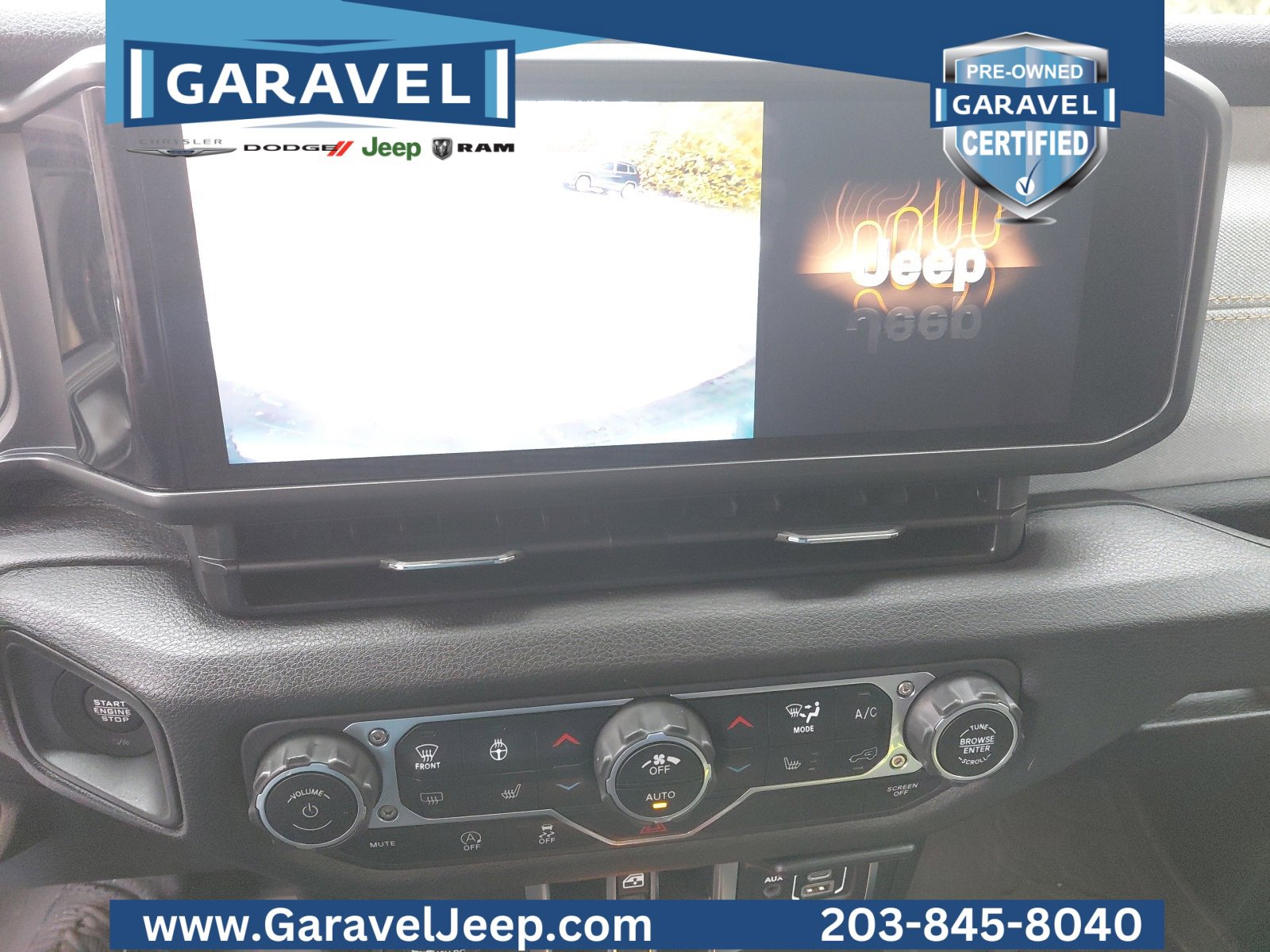 Used 2025 Jeep Wrangler Sport S image 12