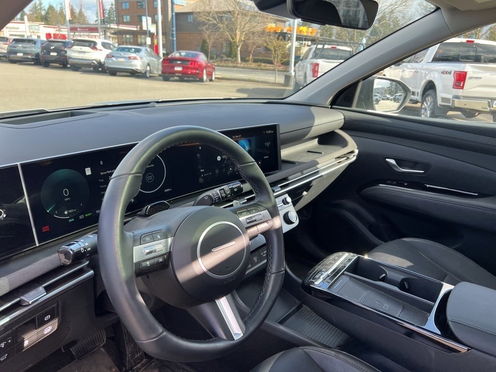 Used 2025 Hyundai Tucson Limited image 7