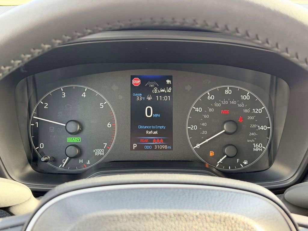 Certified 2024 Toyota Corolla SE w/ Convenience Package image 9