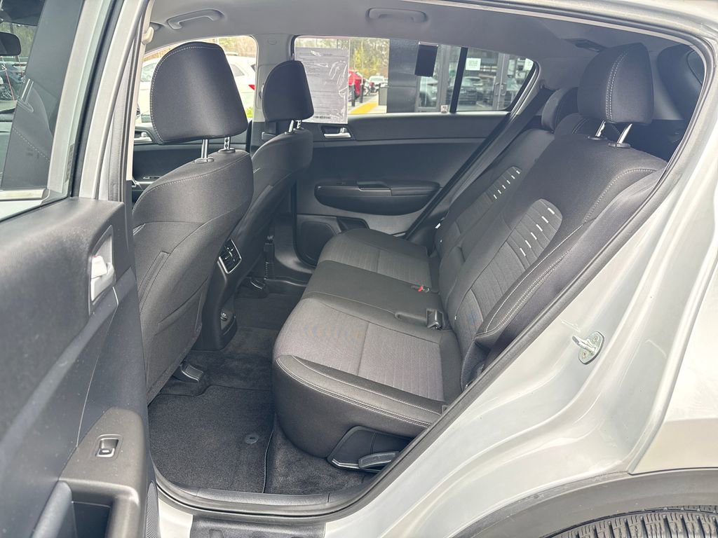 Used 2020 Kia Sportage LX w/ LX Popular Package AWD/4WD image 30