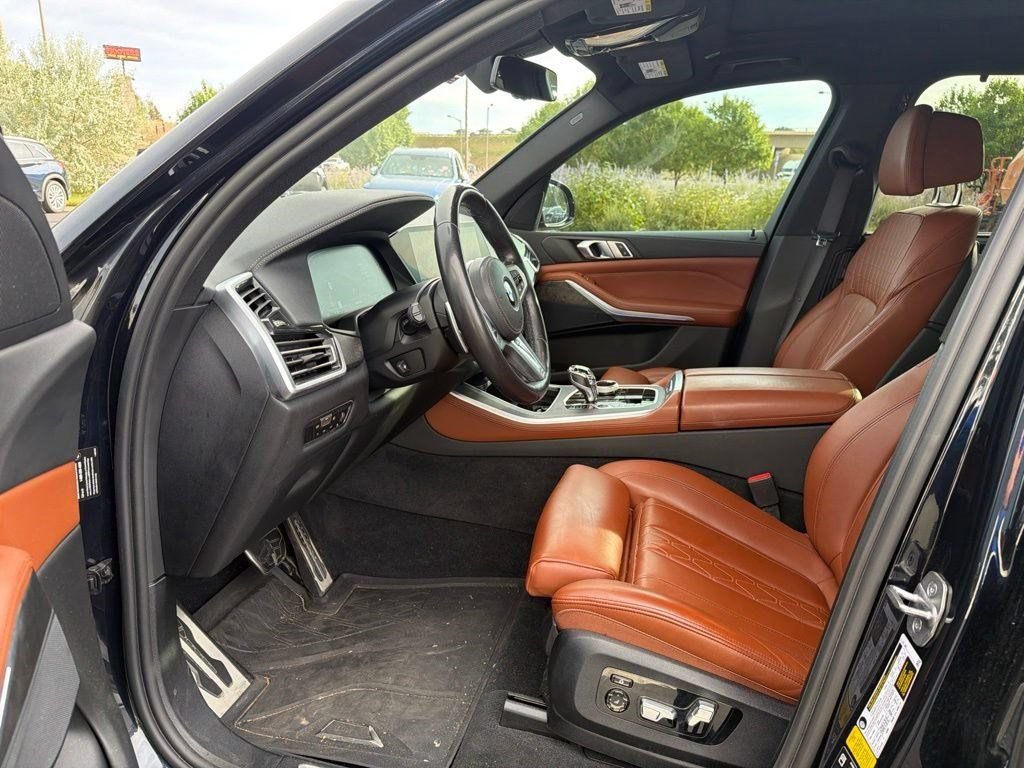 Used 2022 BMW X5 xDrive40i w/ M Sport Package AWD/4WD image 10