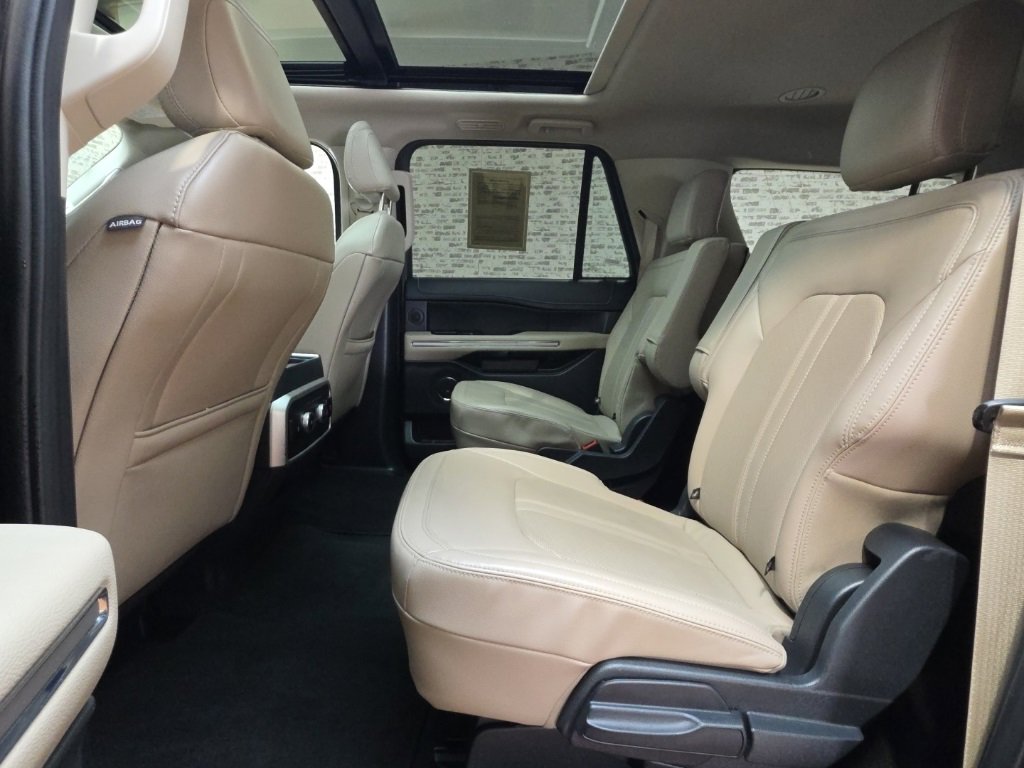 Used 2024 Ford Expedition Max Limited image 15