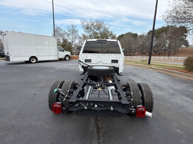 New 2024 Ford F450 XL w/ XL Chrome Package image 12