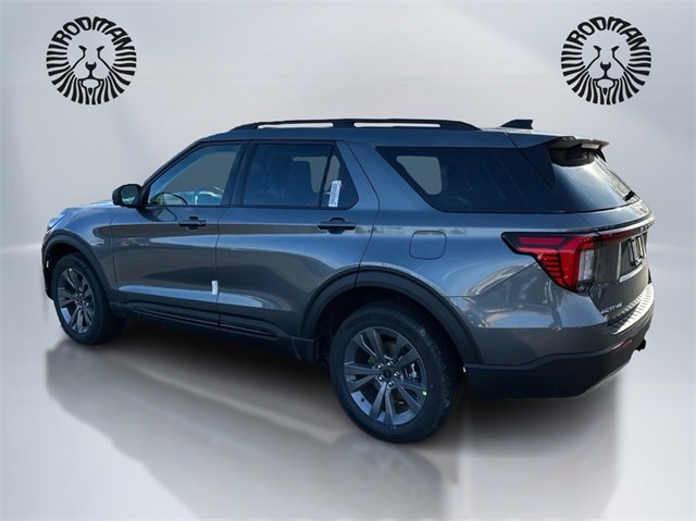 New 2026 Ford Explorer Active w/ Active Comfort Package image 7