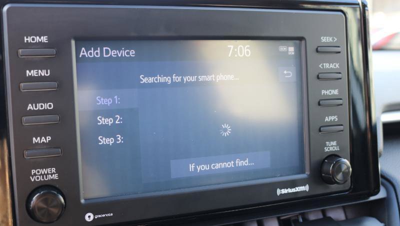 Used 2021 Toyota RAV4 LE image 16