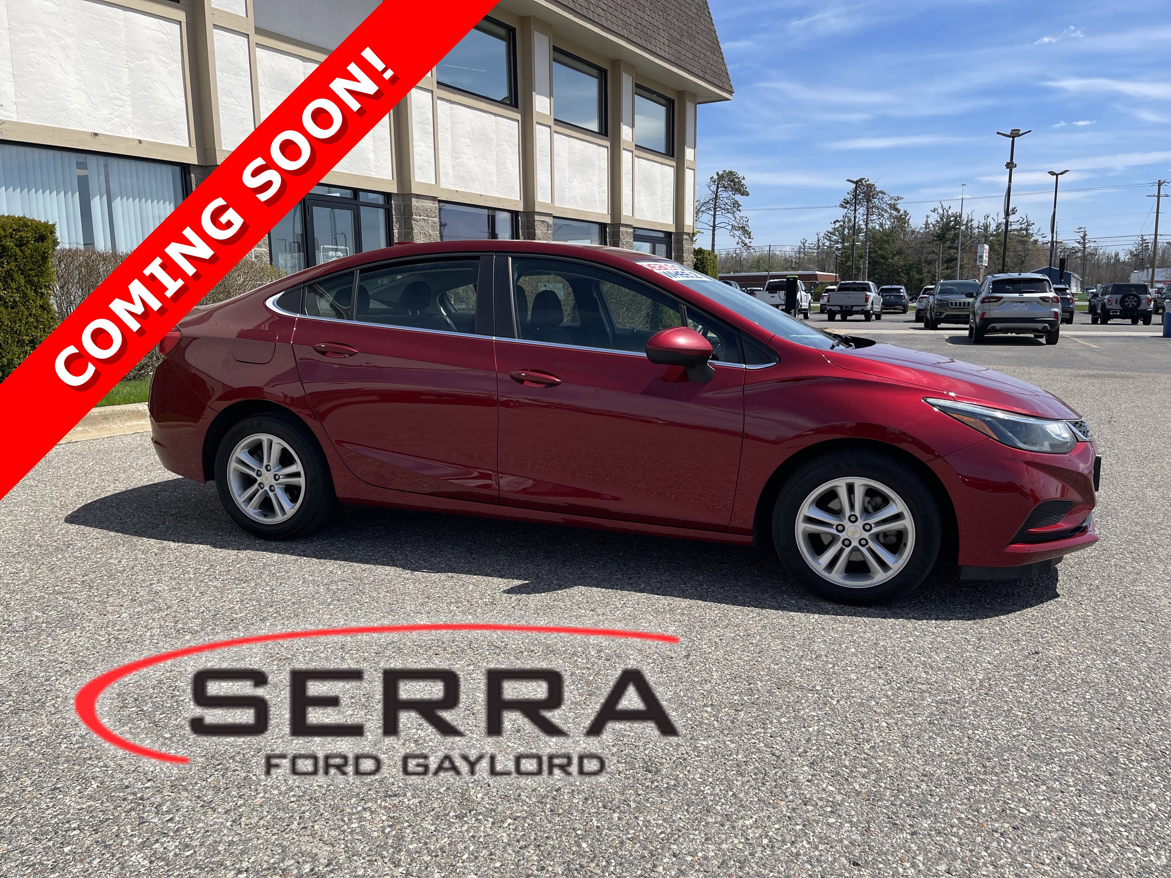 Used 2018 Chevrolet Cruze LT w/ LT Convenience Package FWD image 1