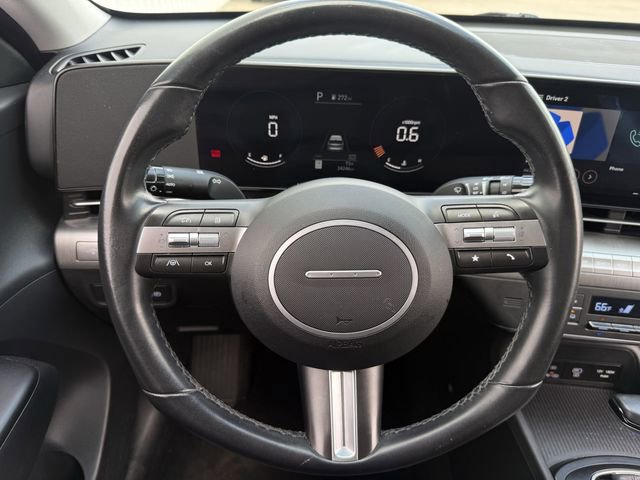 Used 2024 Hyundai Kona SEL image 11