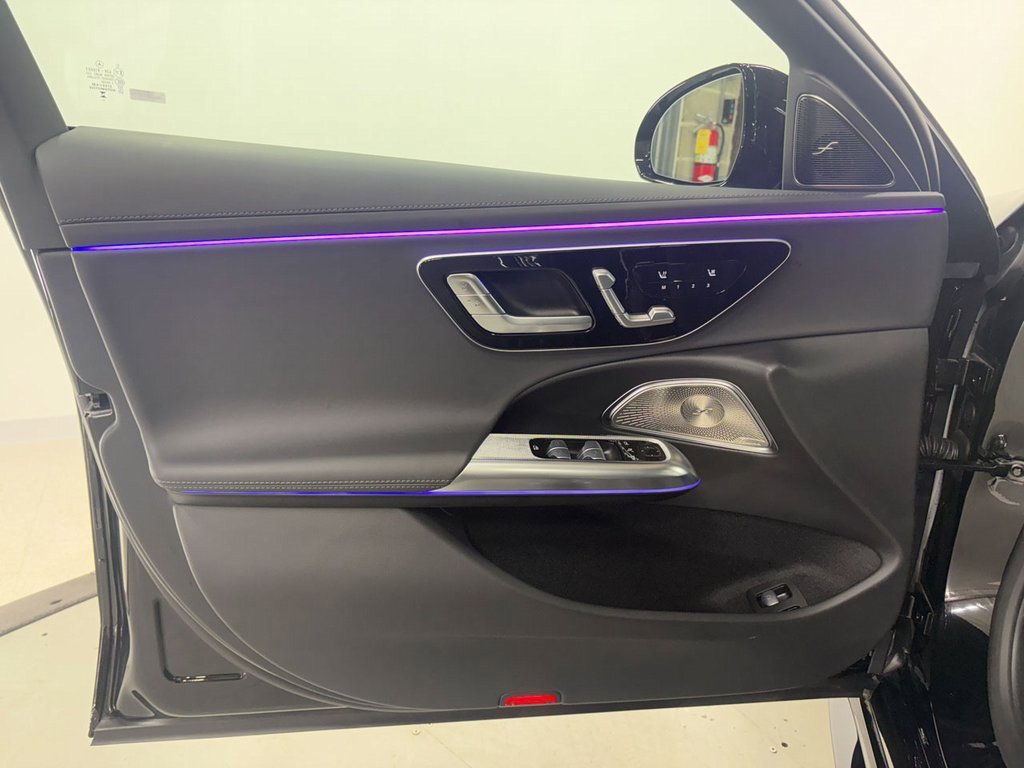 Used 2025 Mercedes-Benz E 53 AMG e 4MATIC Sedan image 6