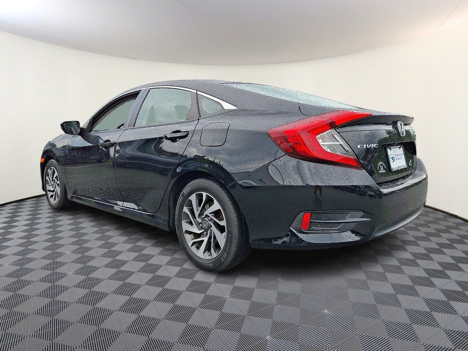 Used 2016 Honda Civic EX image 4
