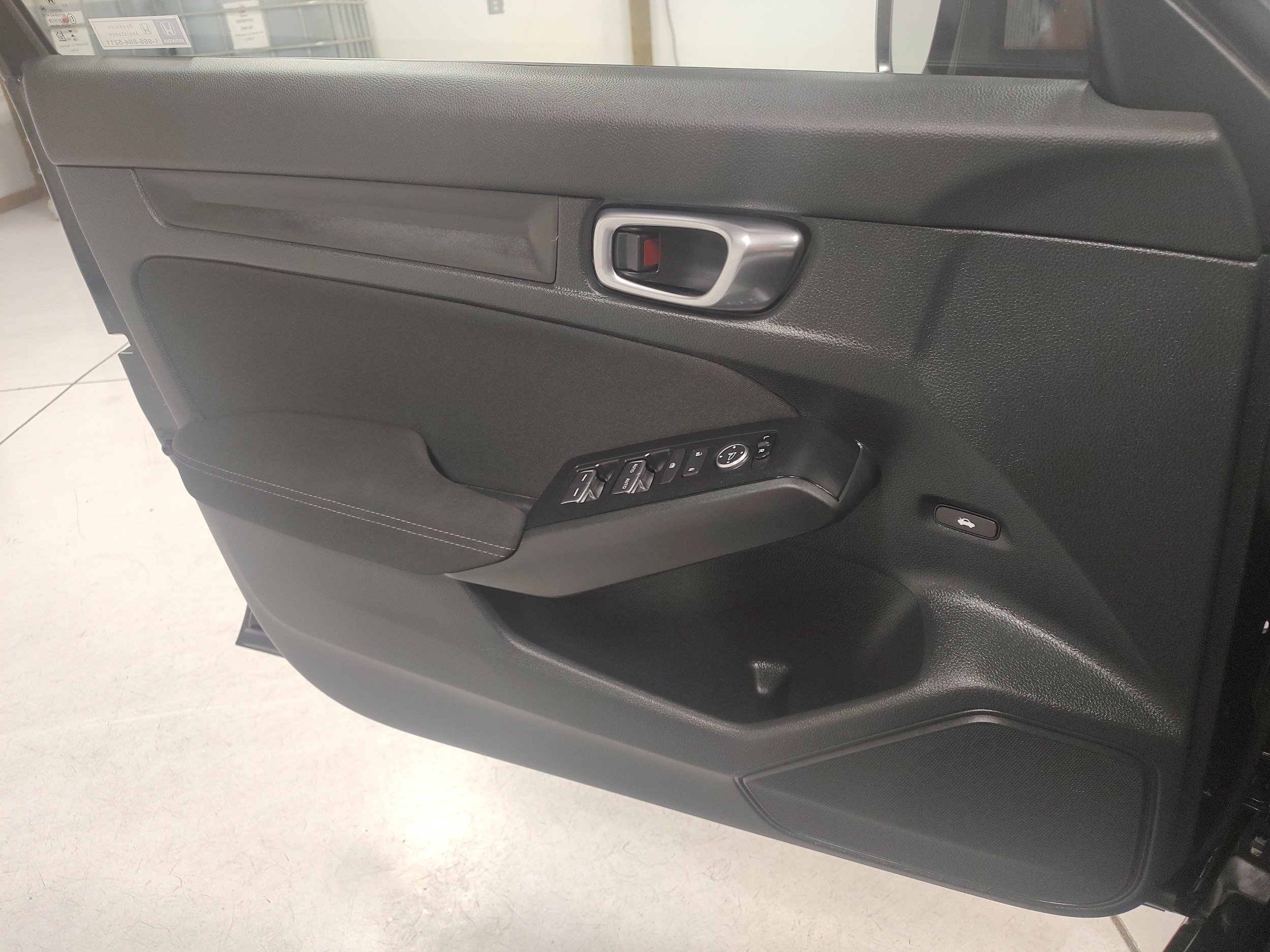 Used 2025 Honda Civic LX image 8