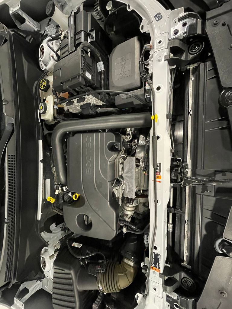 Used 2023 Chevrolet Equinox LT image 39